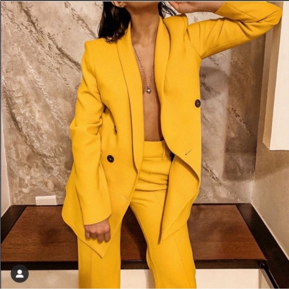 ZARA Chic Yellow Blazer